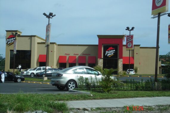 PIZZA HUT ZONA ROSA